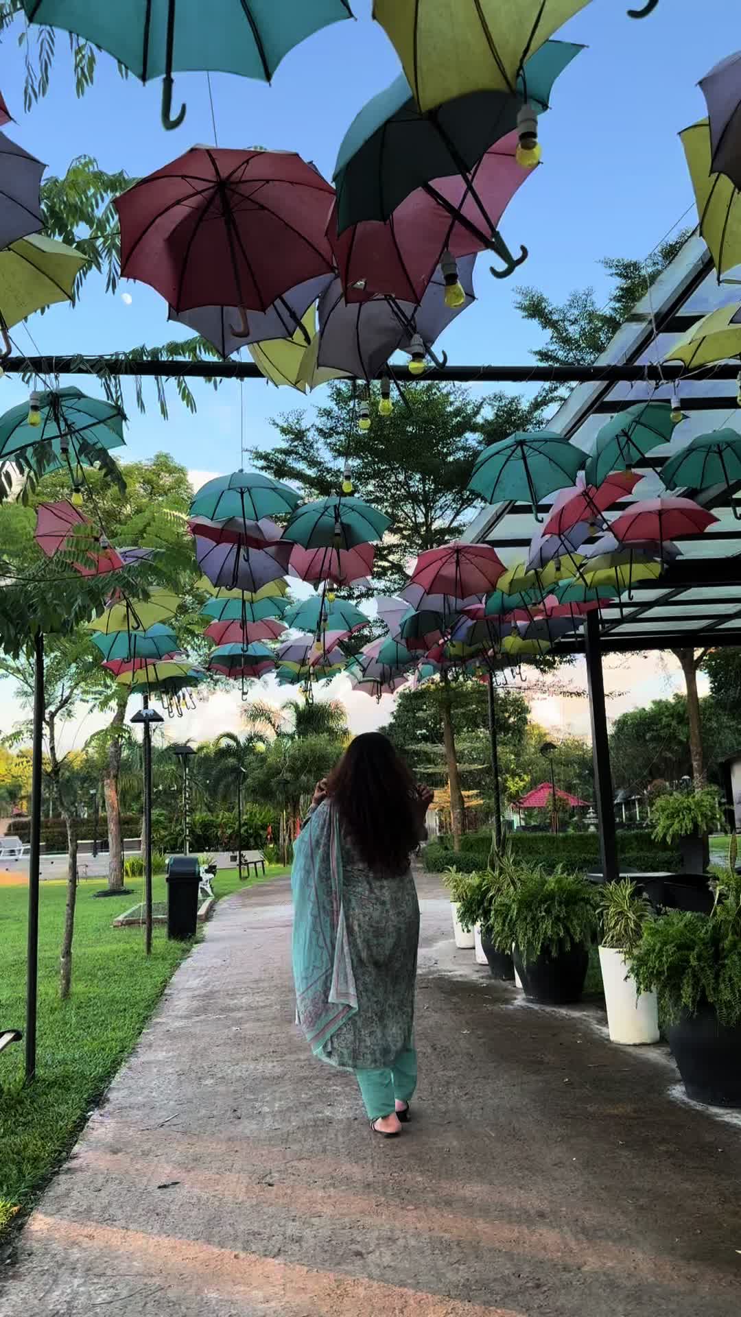 @Ahona Emu