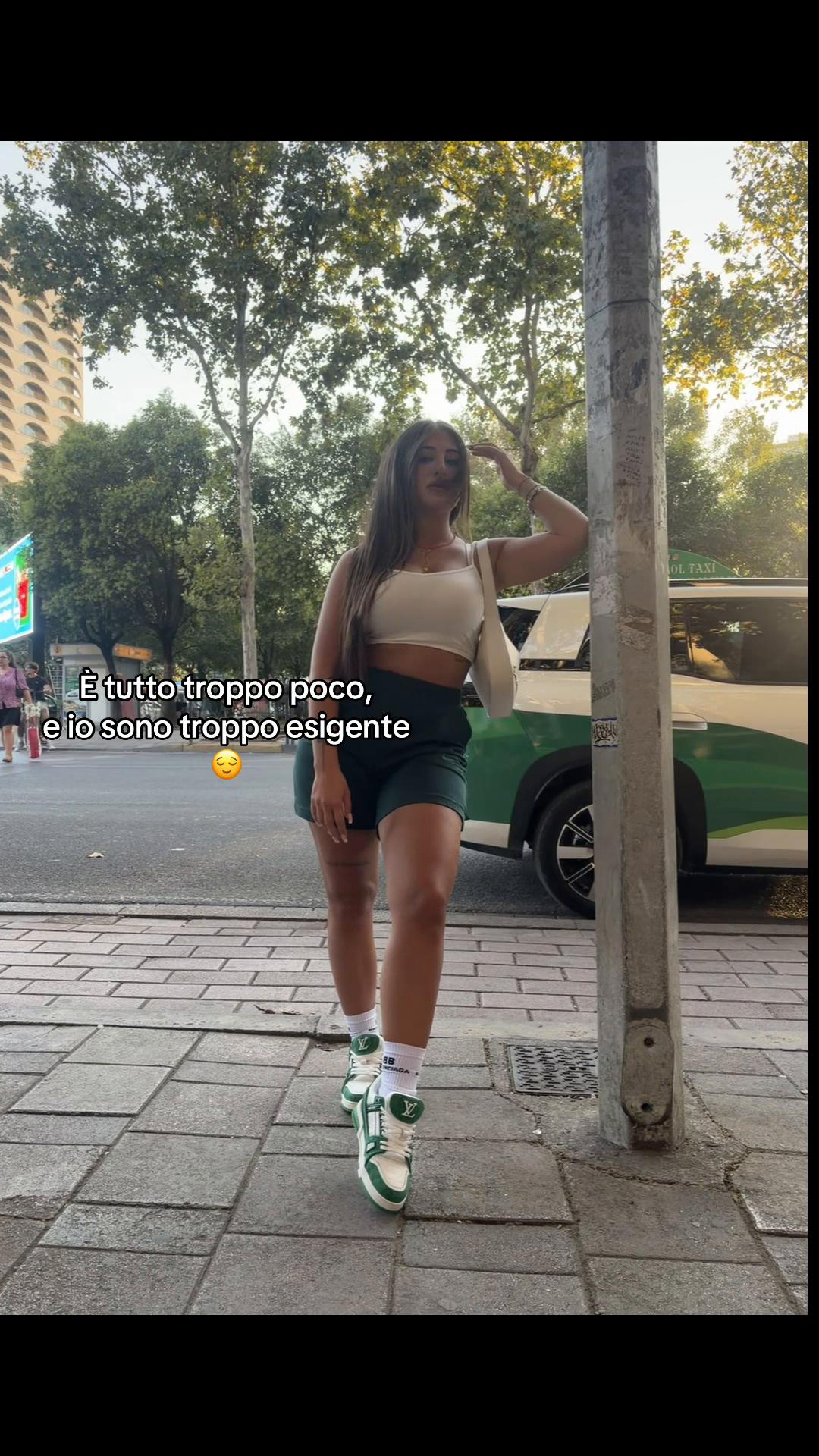 @Ale🌙