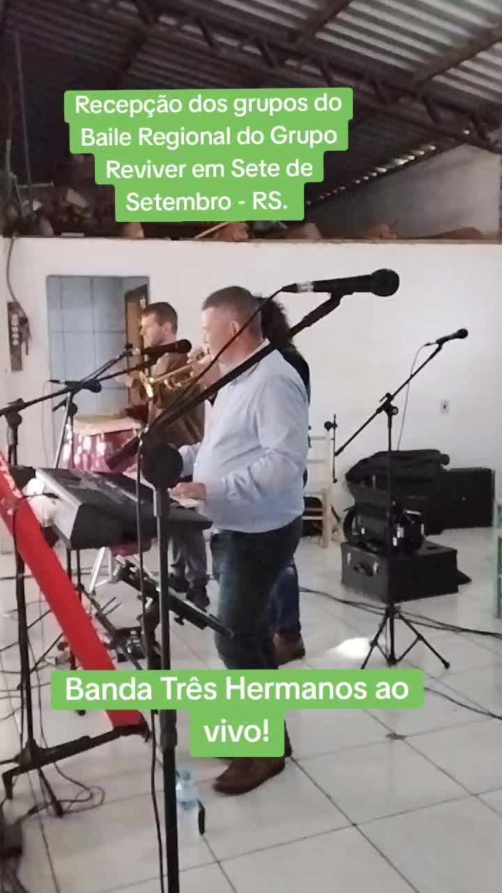 @Três Hermanos