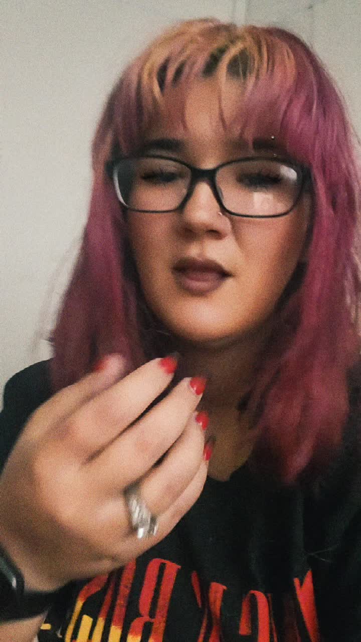 @🌊Rae the Savage Queen🌊
