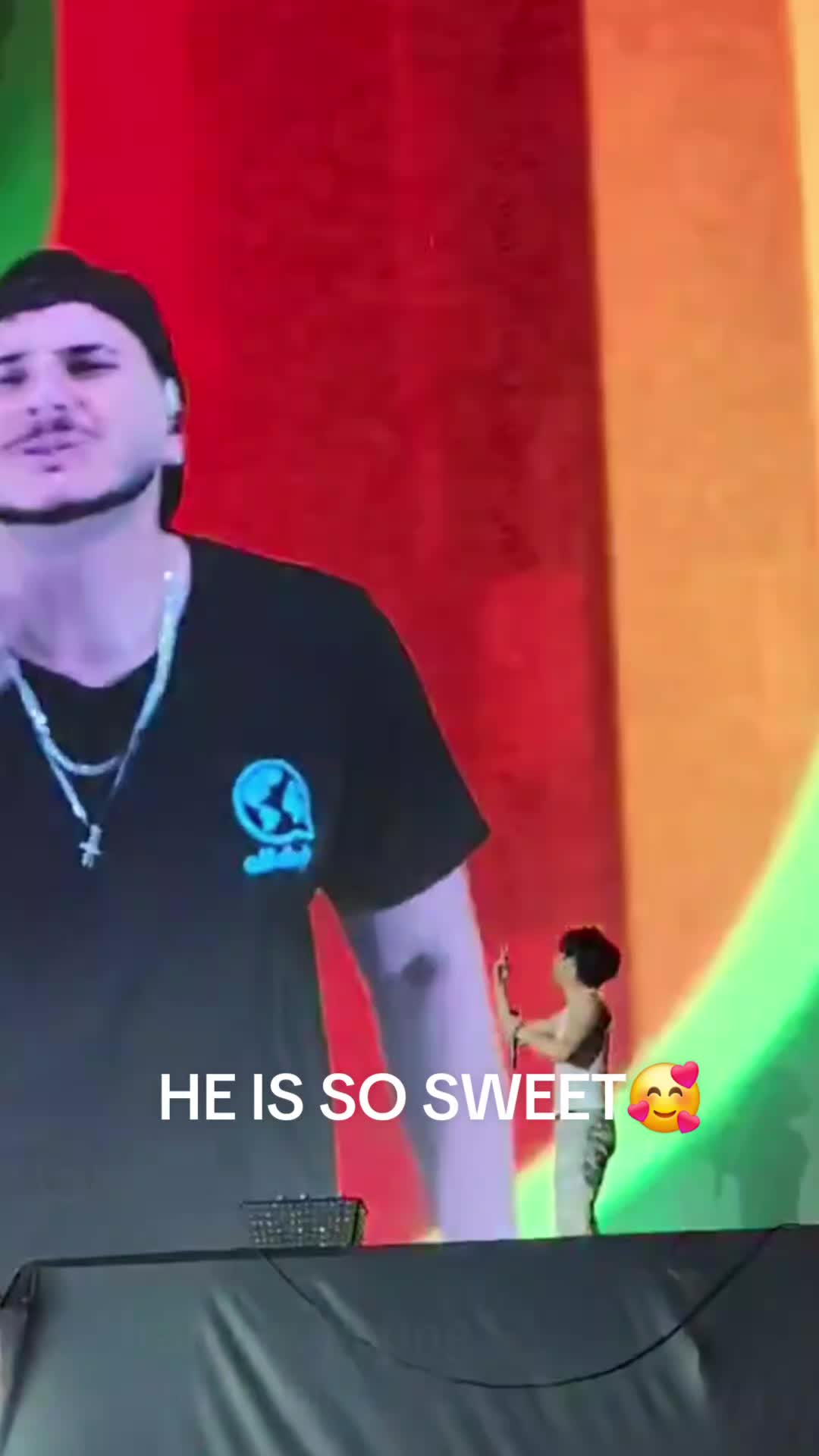 @V-V