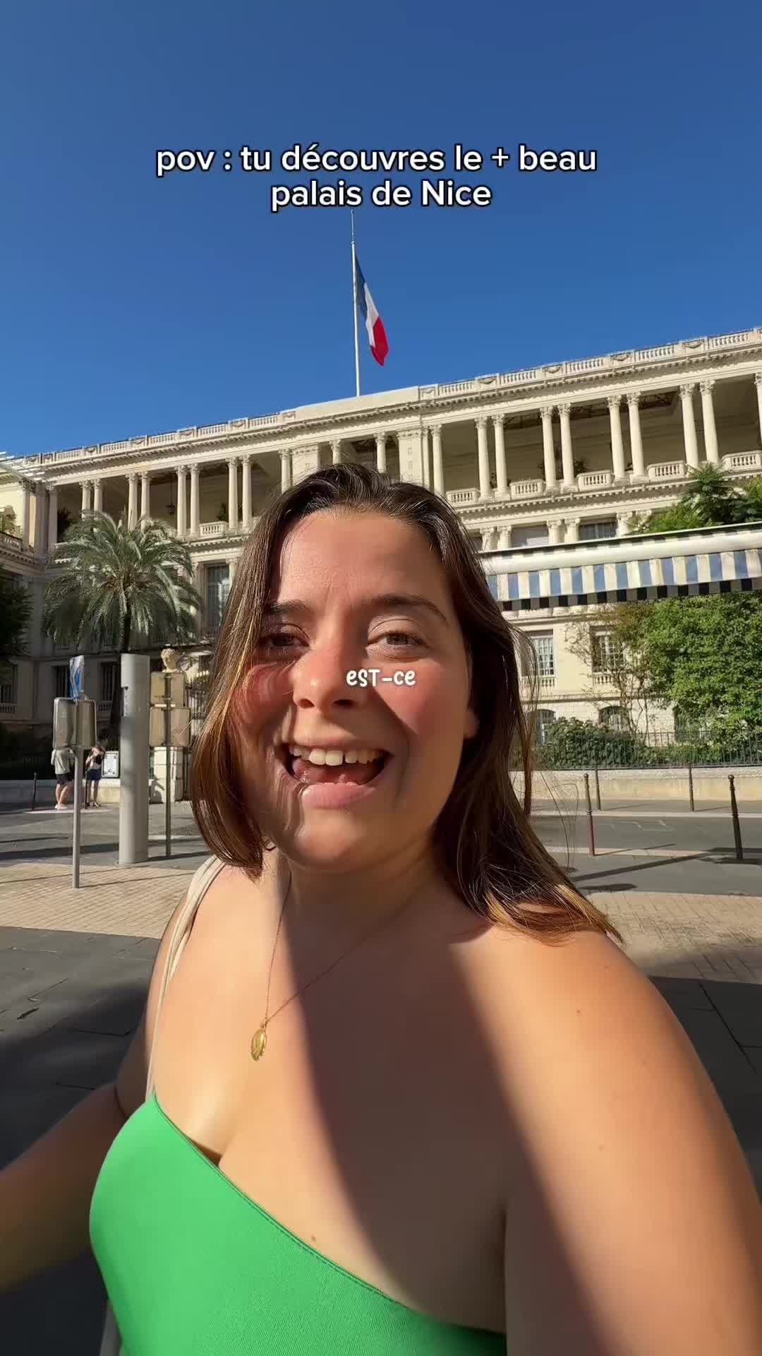 @flo & les monuments 💐🏛