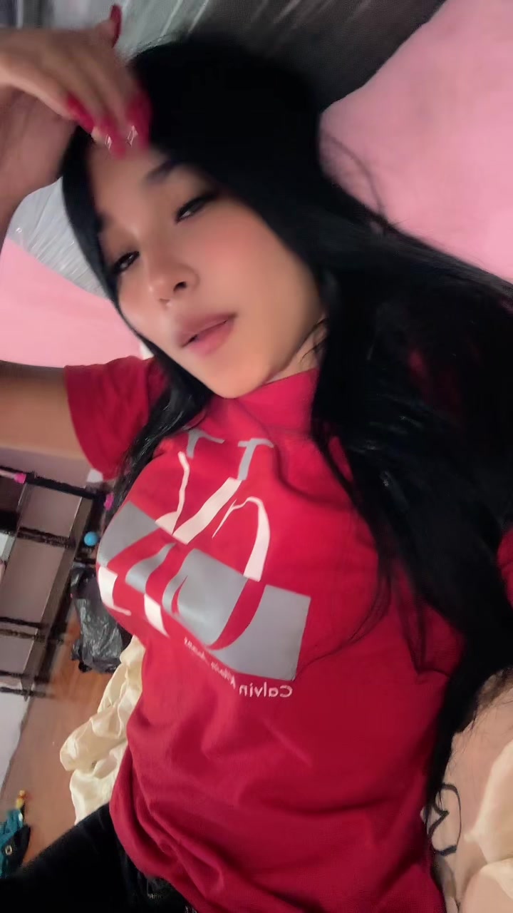 @Auri🫦