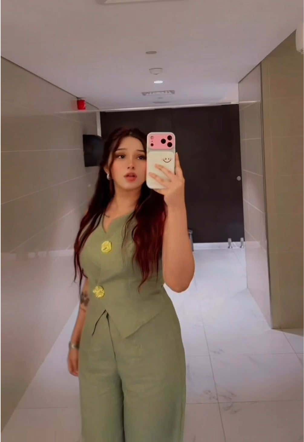 @Jenni🇦🇪