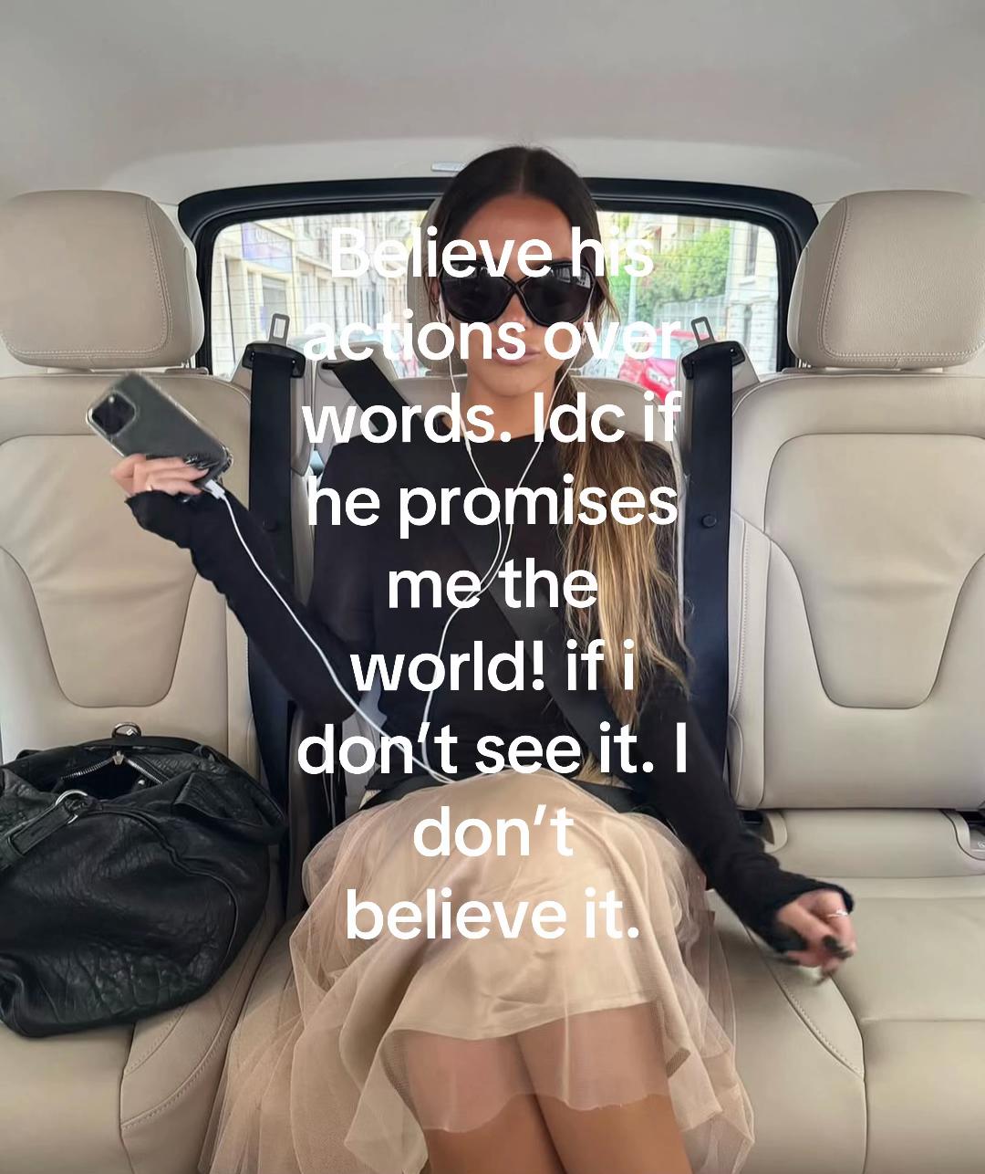 @💸