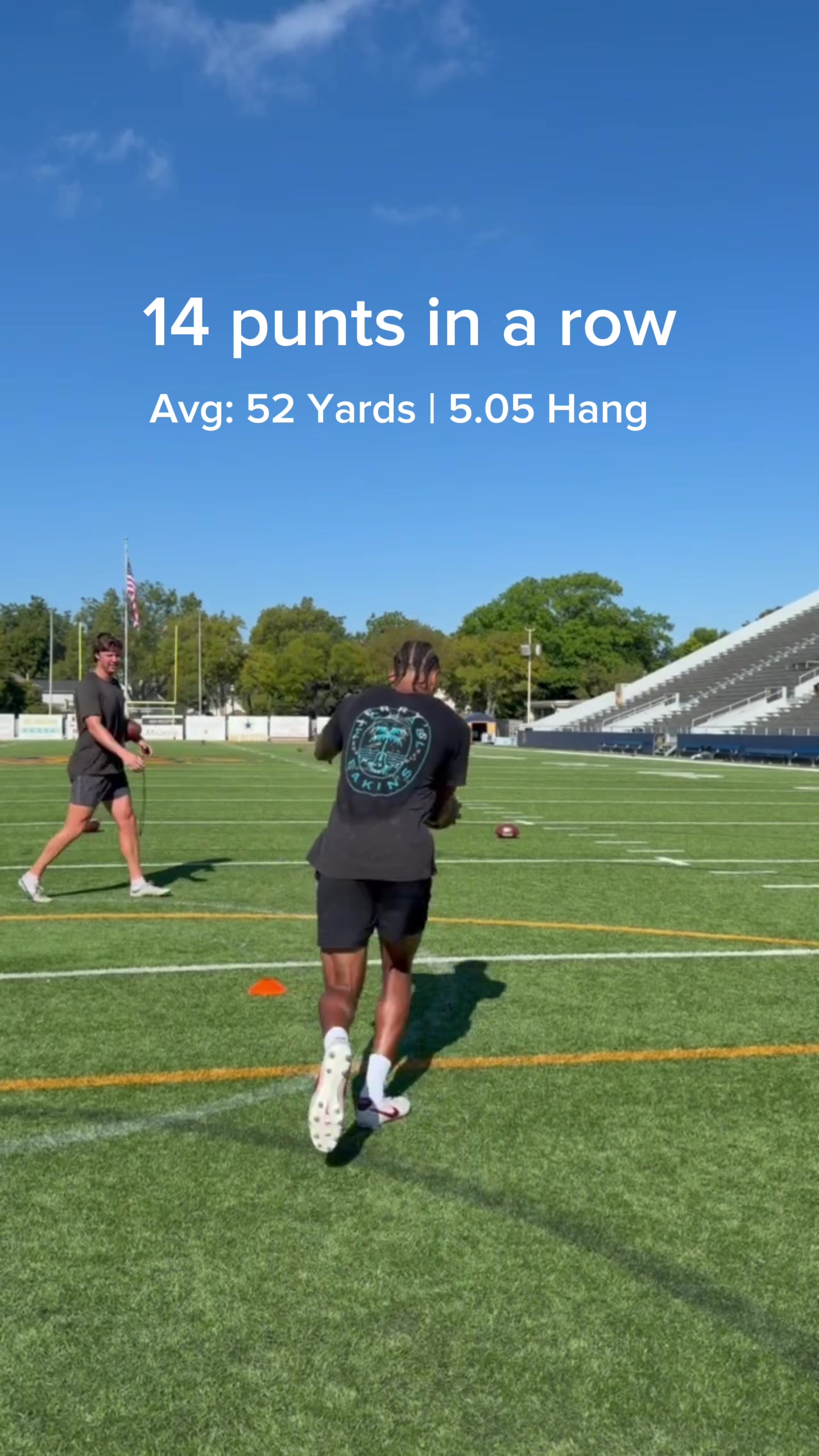 @4thDownHero - Mike Rivers