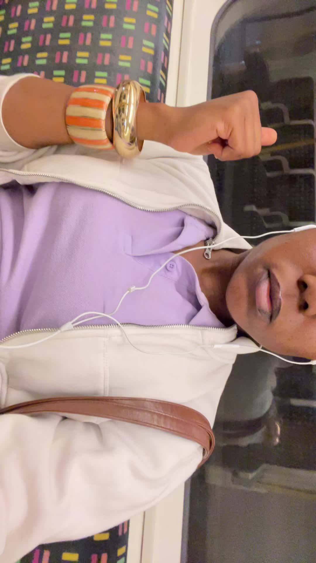 @auntieamz
