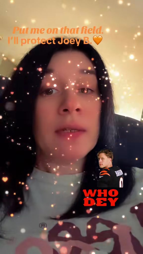 @🔥𝒜𝓃𝓃🔥