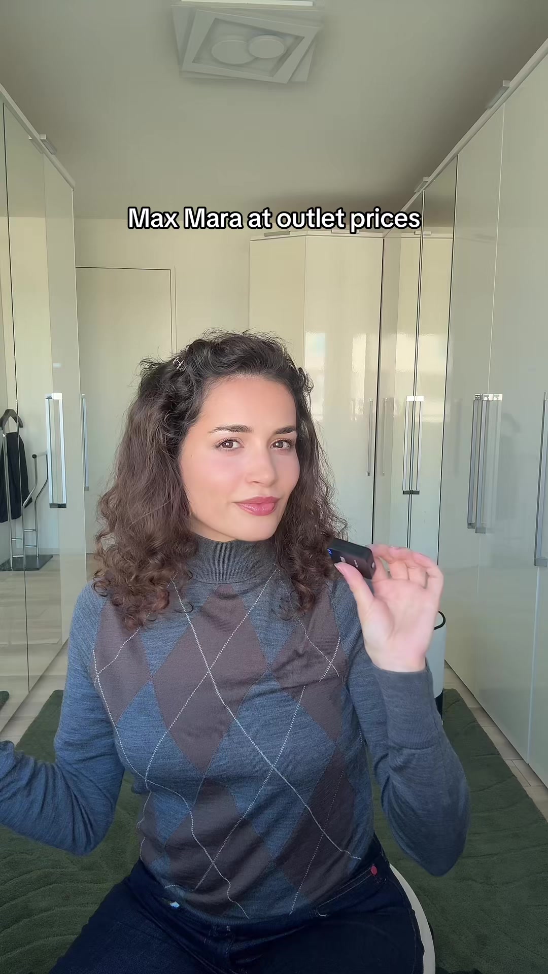 @Basicela_