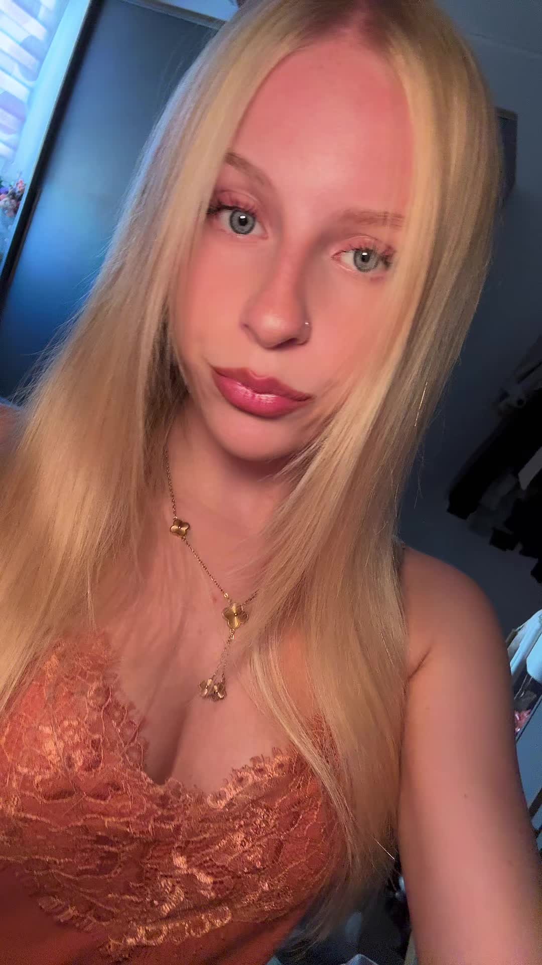 @𝐍𝐞𝐥𝐞🪽✨