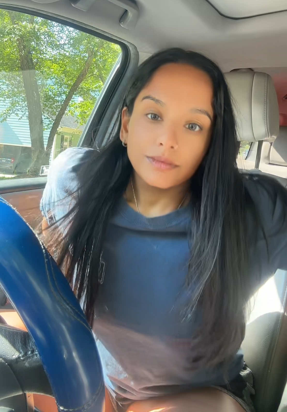 @AJ | Mama of 3