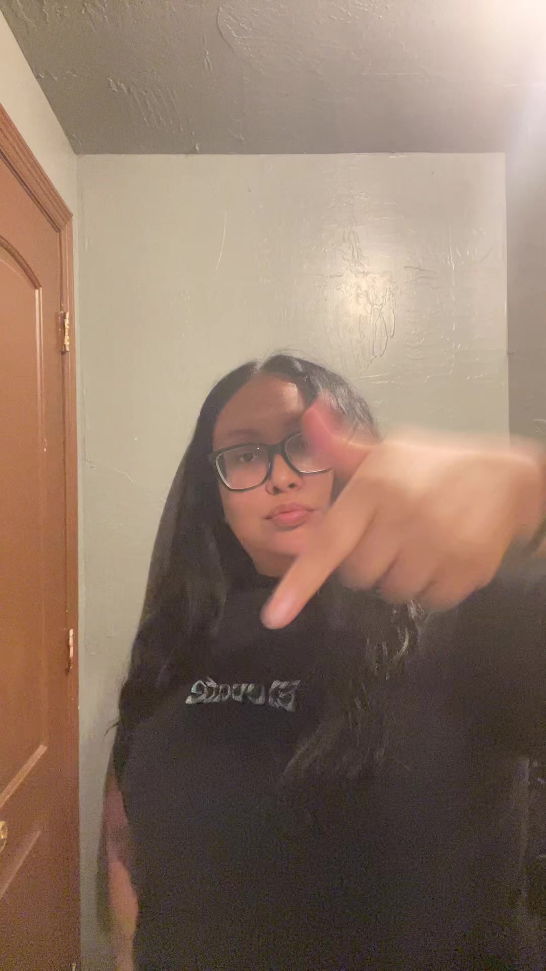 @𝐃𝐨𝐫𝐚 🍒