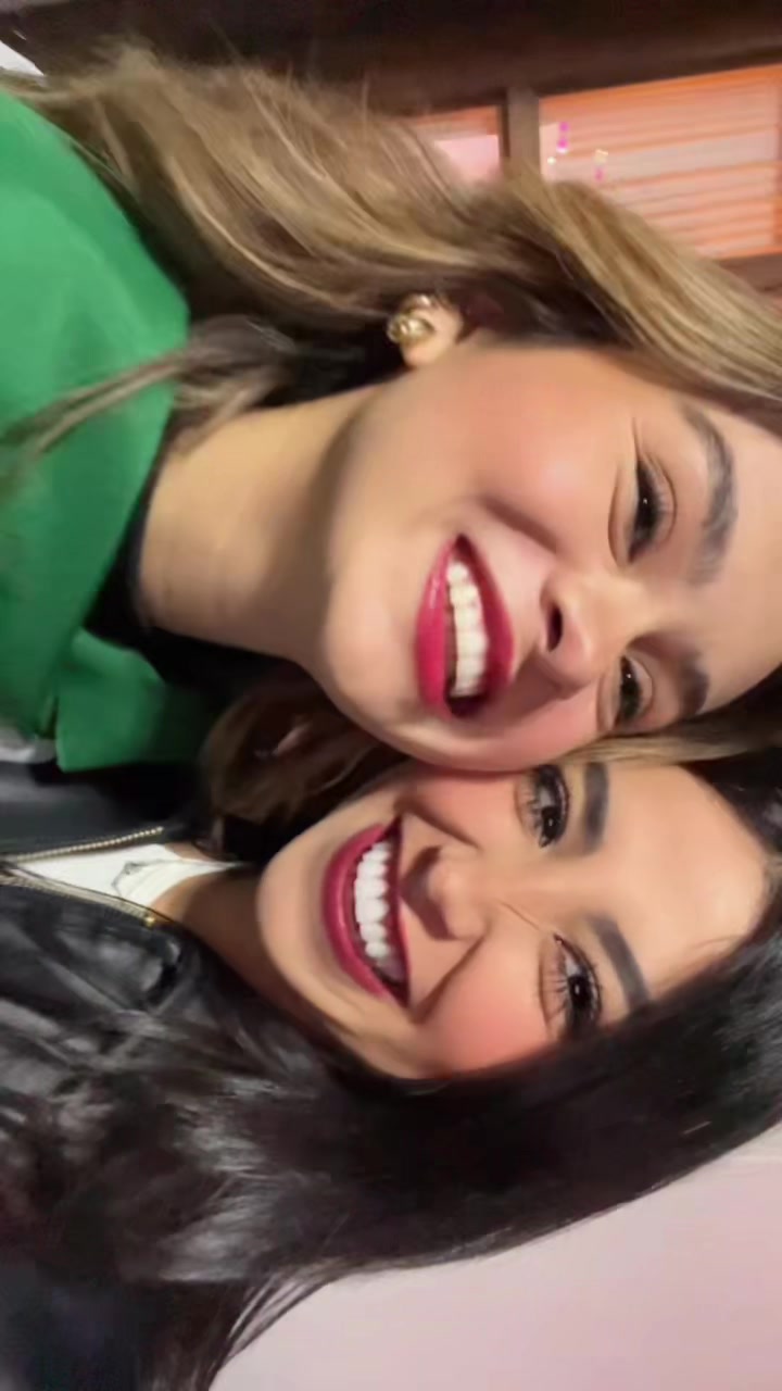 @Daniela Torricos