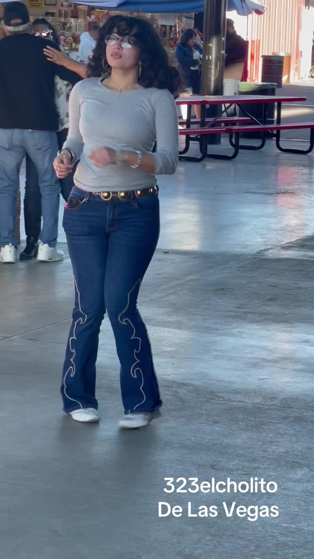 @323elcholito