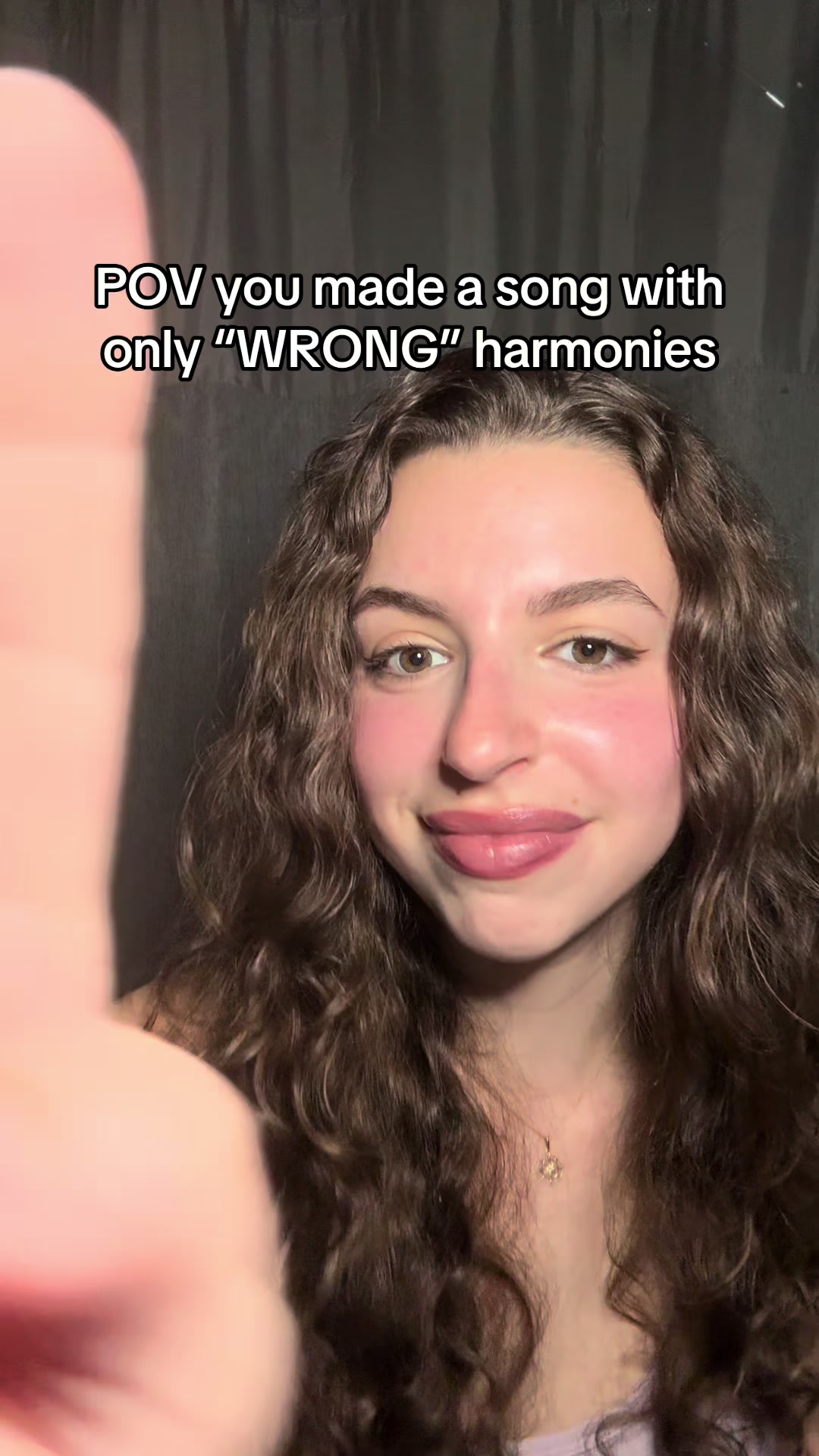 @JULIA BARRIST