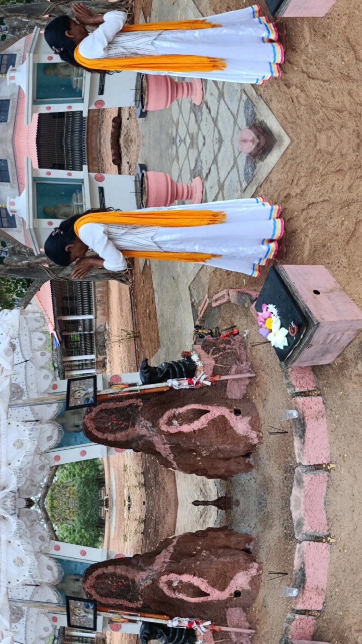 @නිලුකා ගුරු මෑණියෝ 🙏🙏🙏🙏