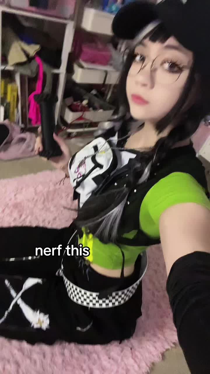 @QueenStocking