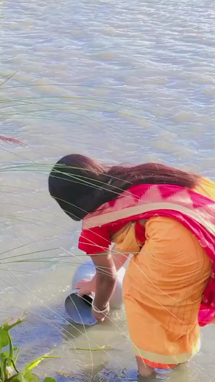 @সারা মনি