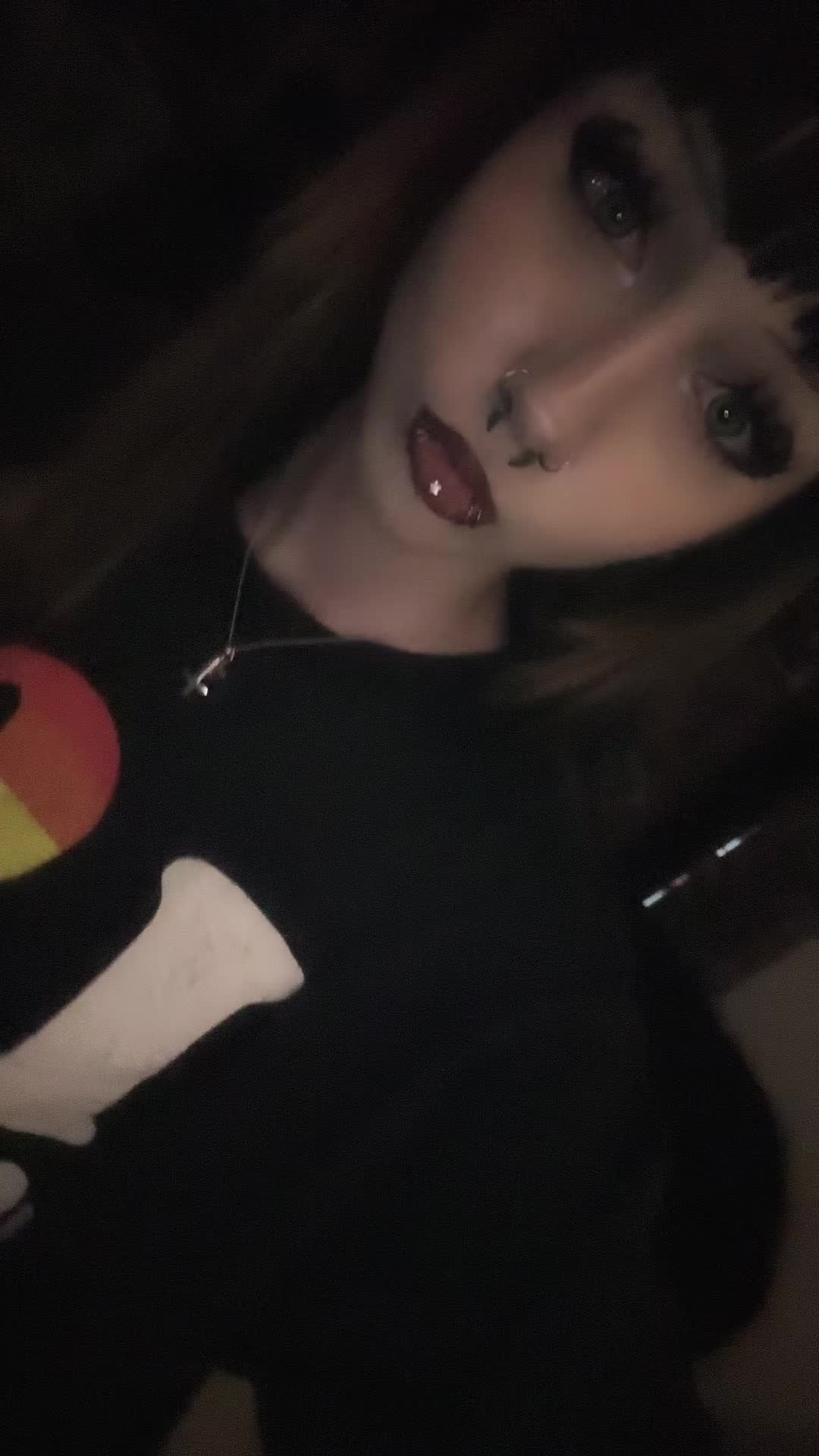 @⚞^. .^⚟