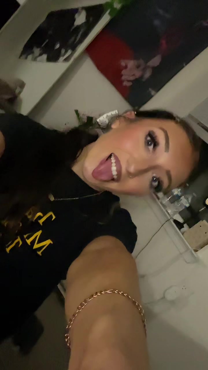 @️
