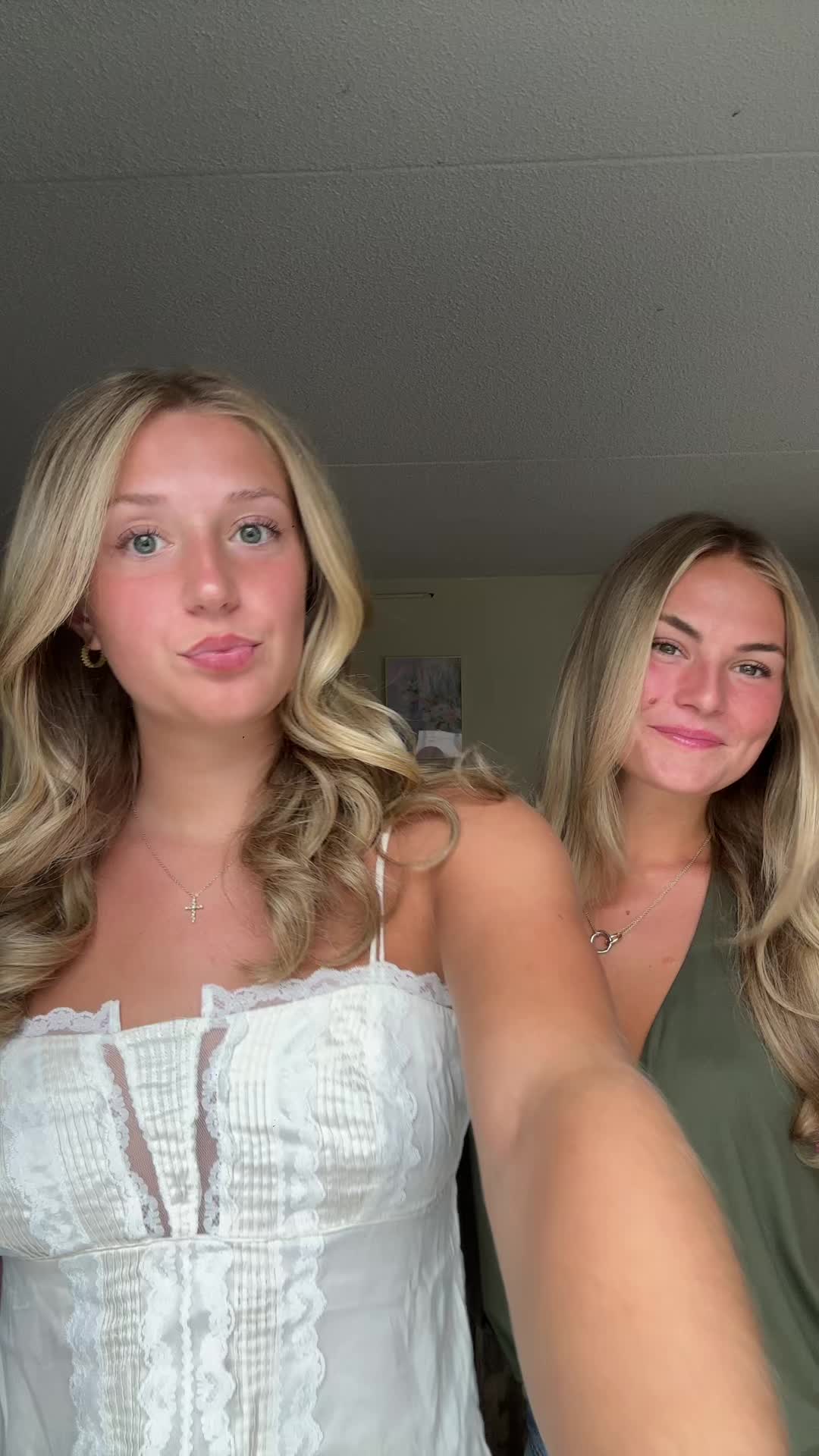 @izzyyyrusso