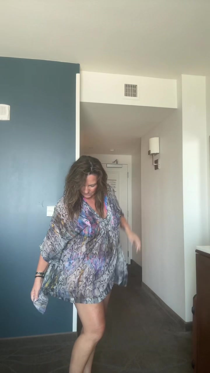 @IG: KISSINGKARILEE