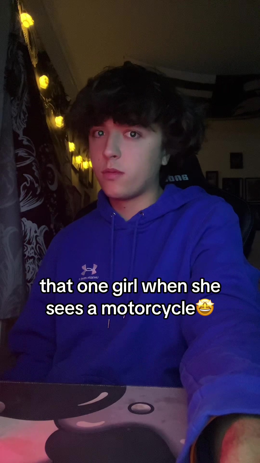 @T