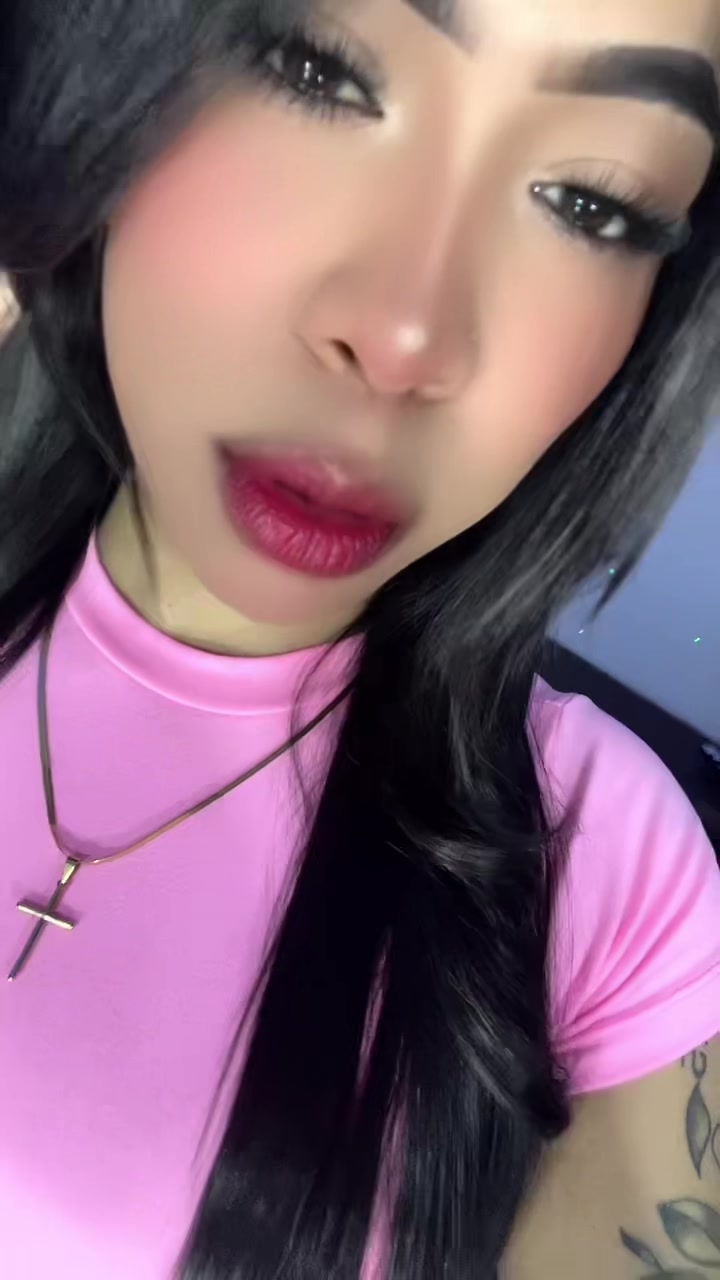 @Stefany Bella👑💄