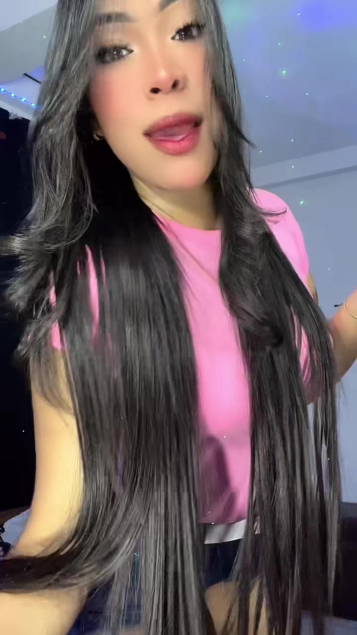 @Stefany Bella👑💄