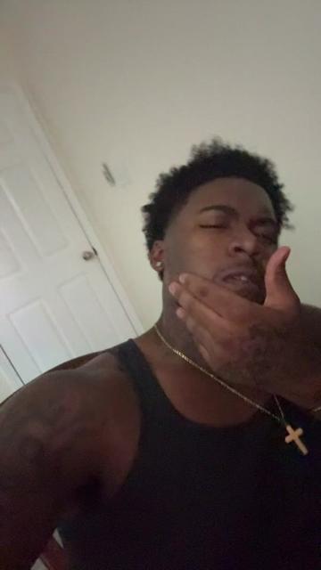 @Geezy🦈