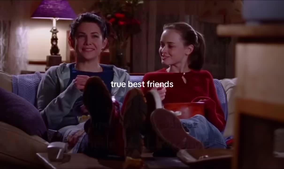 @valentinelaufey (fan account)