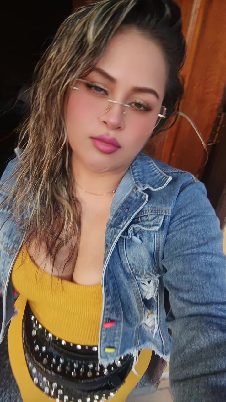 @DIVINA🫦