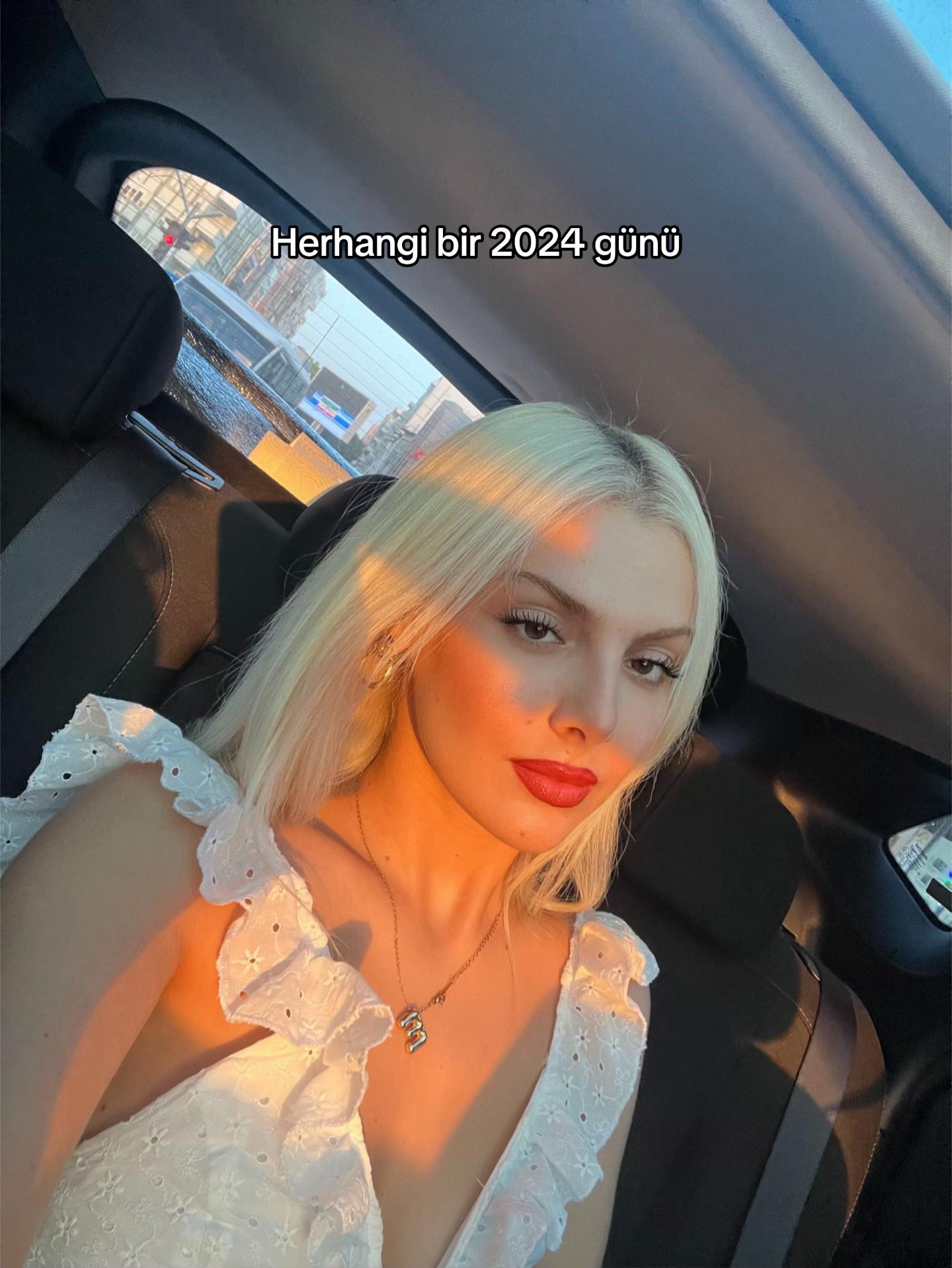 @E✨