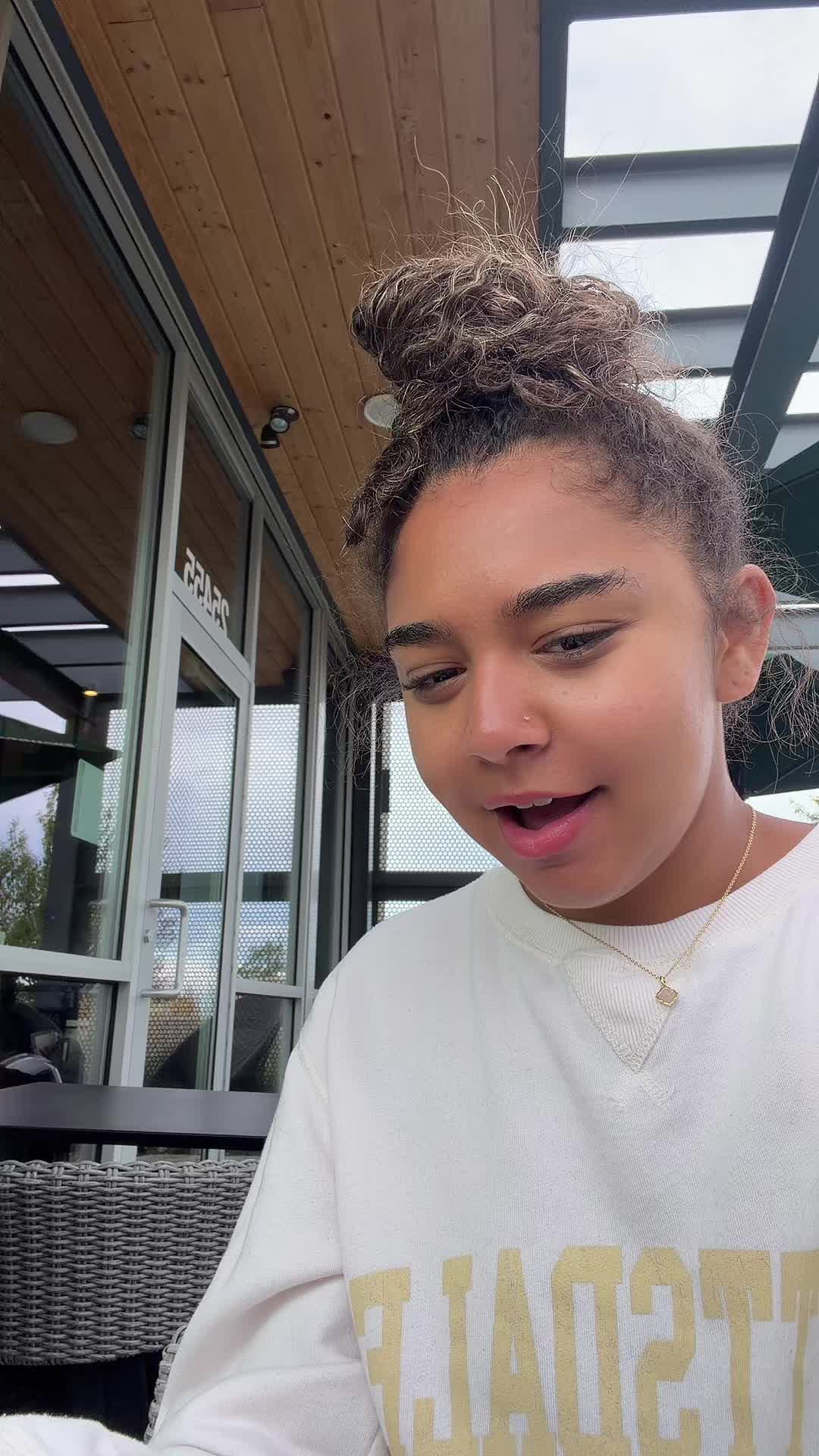 @anishadavissss
