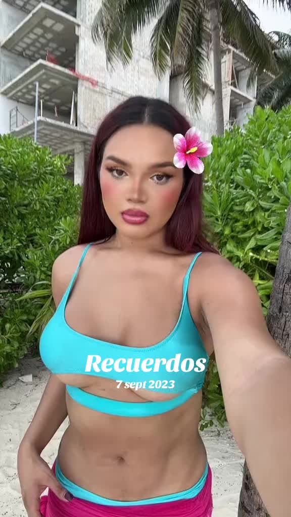 @Victoria Nicole
