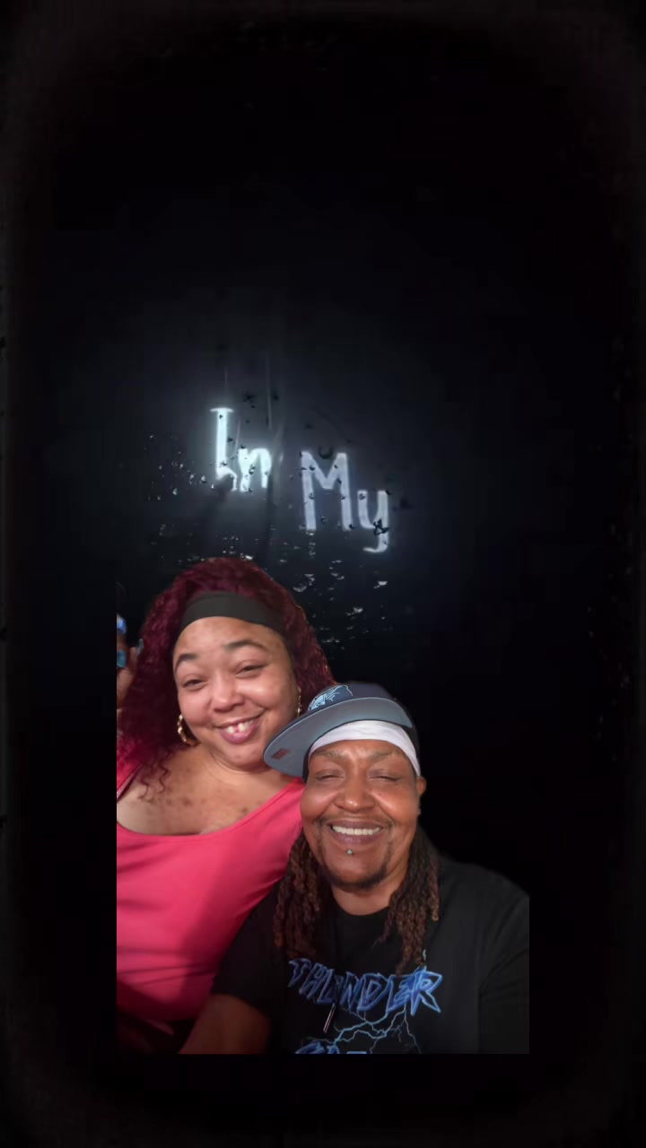@oneloveshowlove