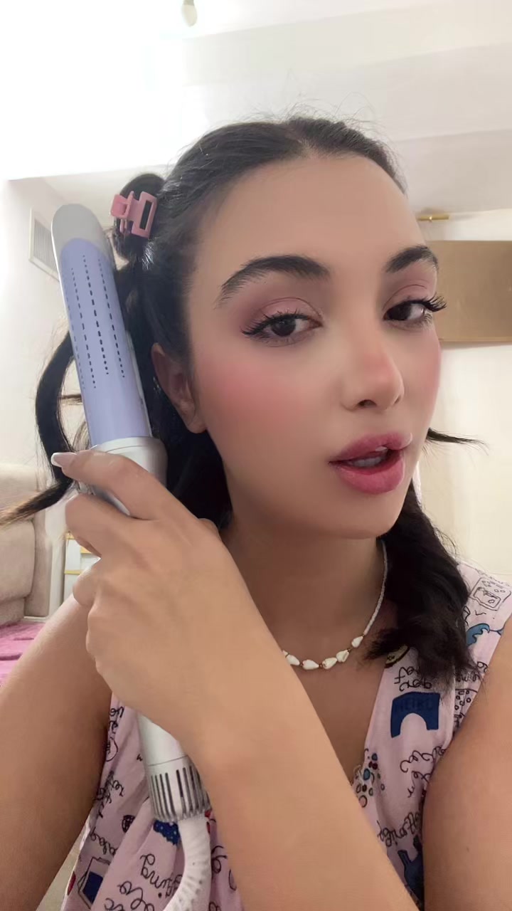 @Mehrsa