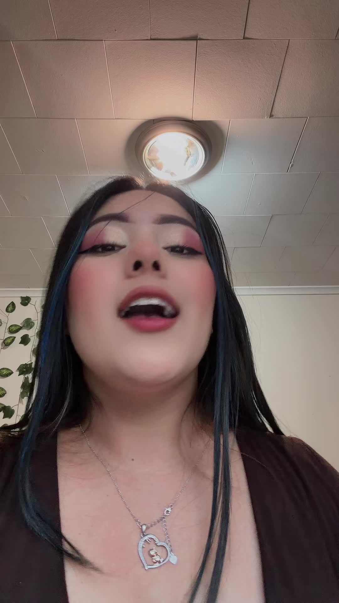 @𝙔𝙤🥃🦆🧛&zwj;♀️ 𝙘hapincita