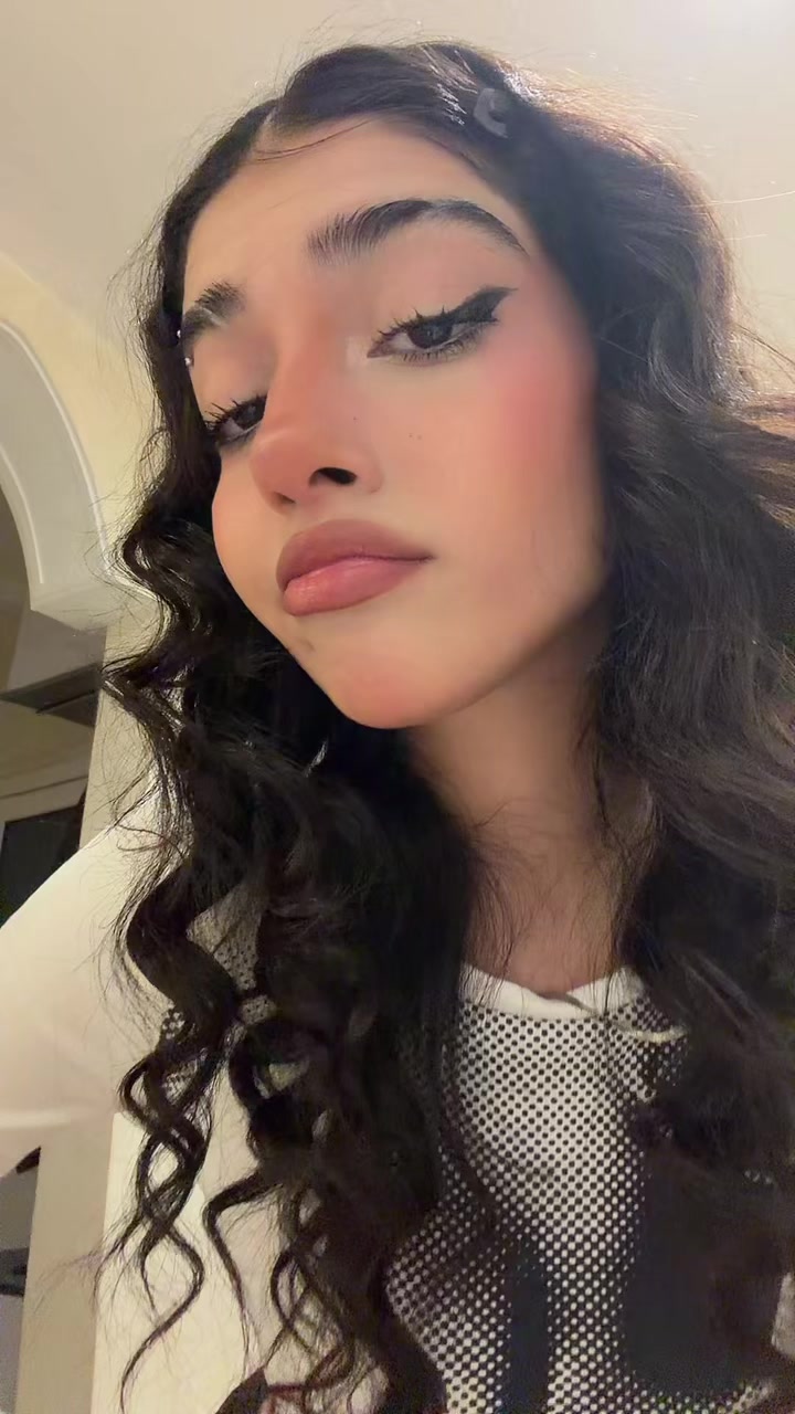 @avaaawoo