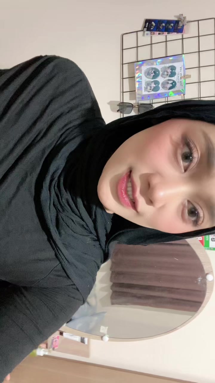 @user1111036783570