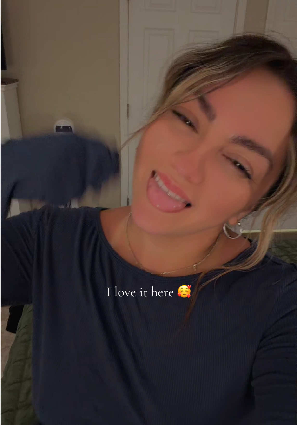 @Lolaa_lovee