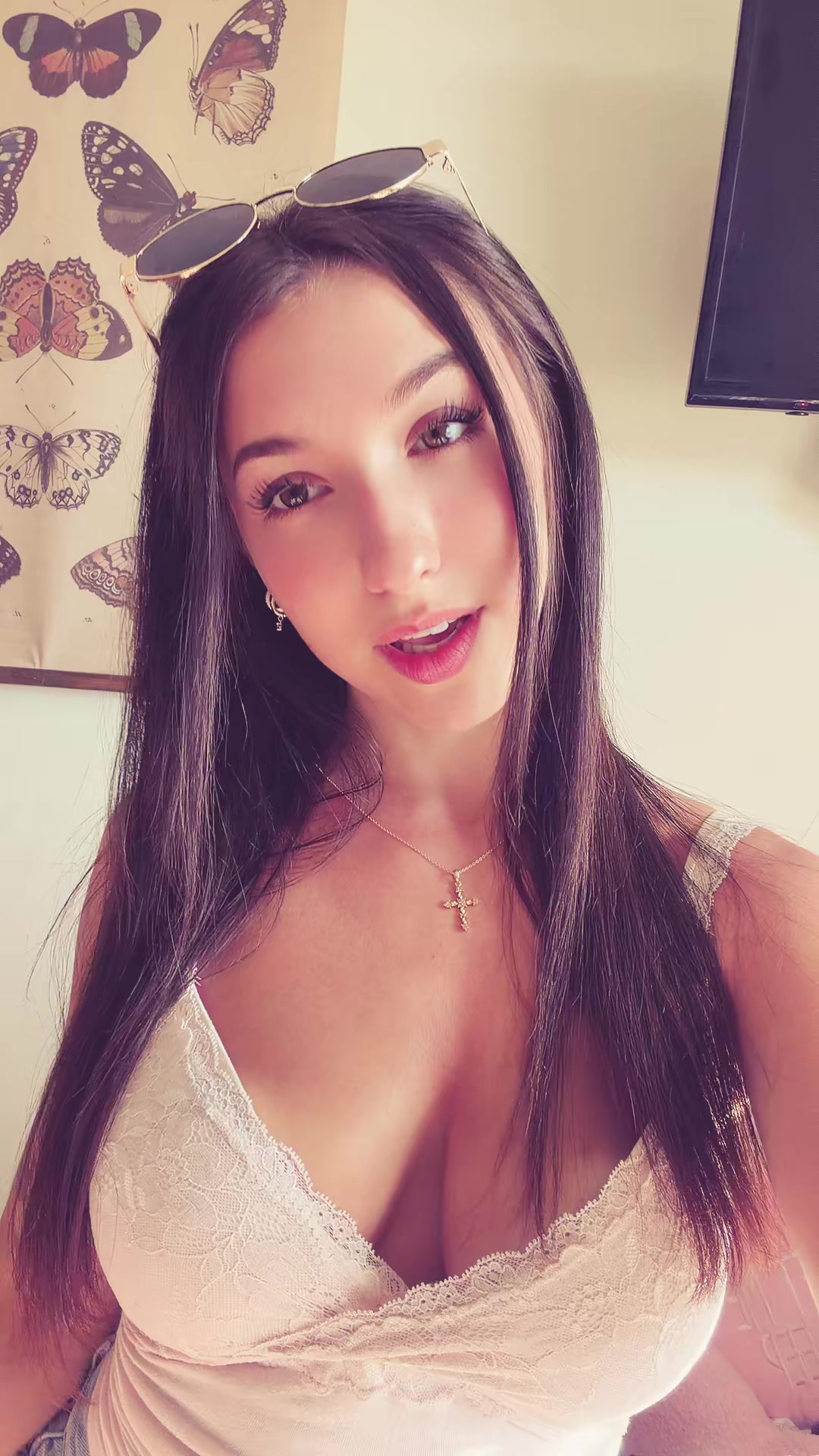 @Bella Jones