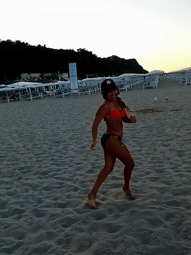 @_iamsofiax_
