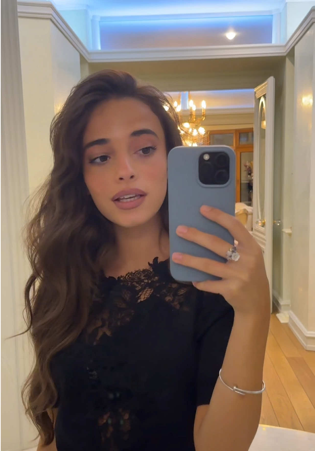 @kianinika