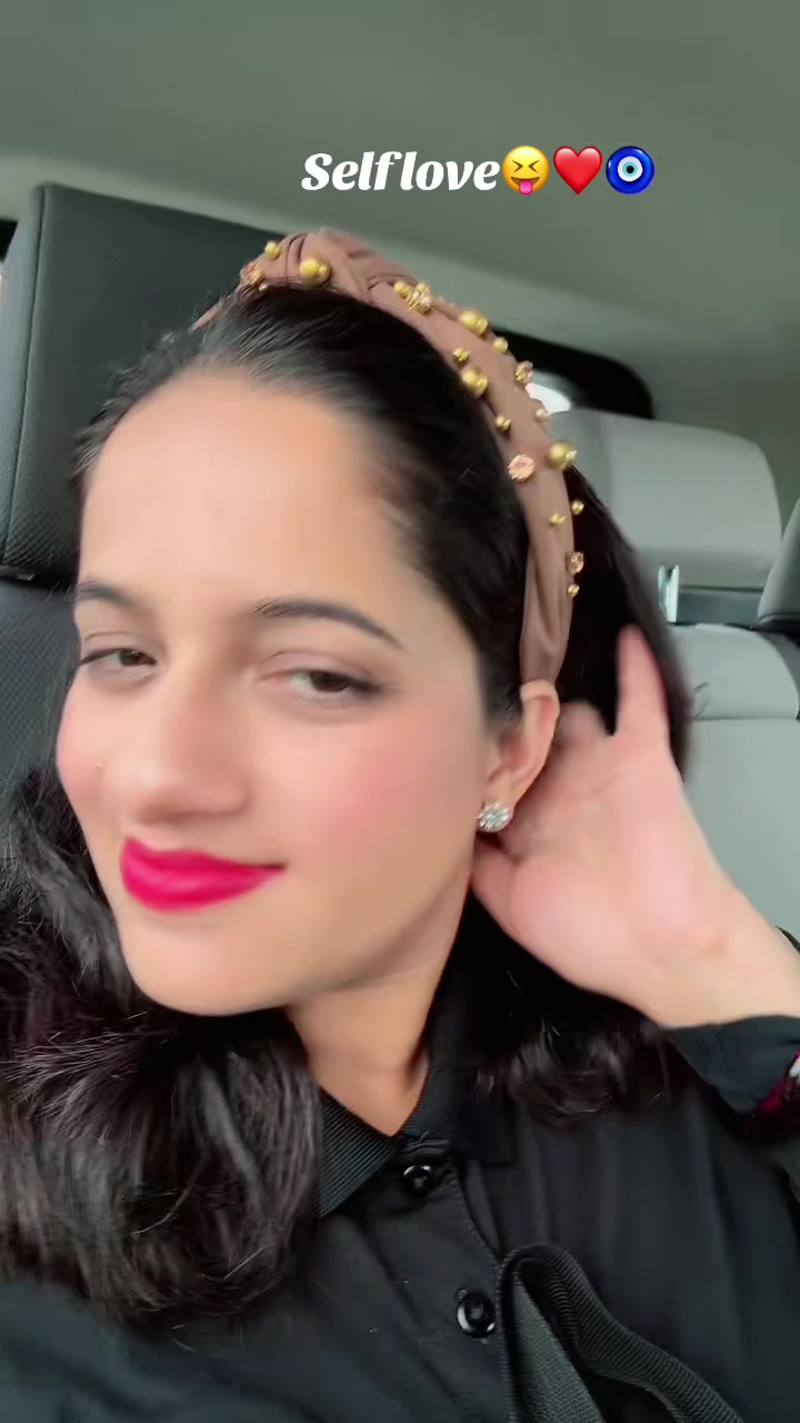 @तारा❤️🧿