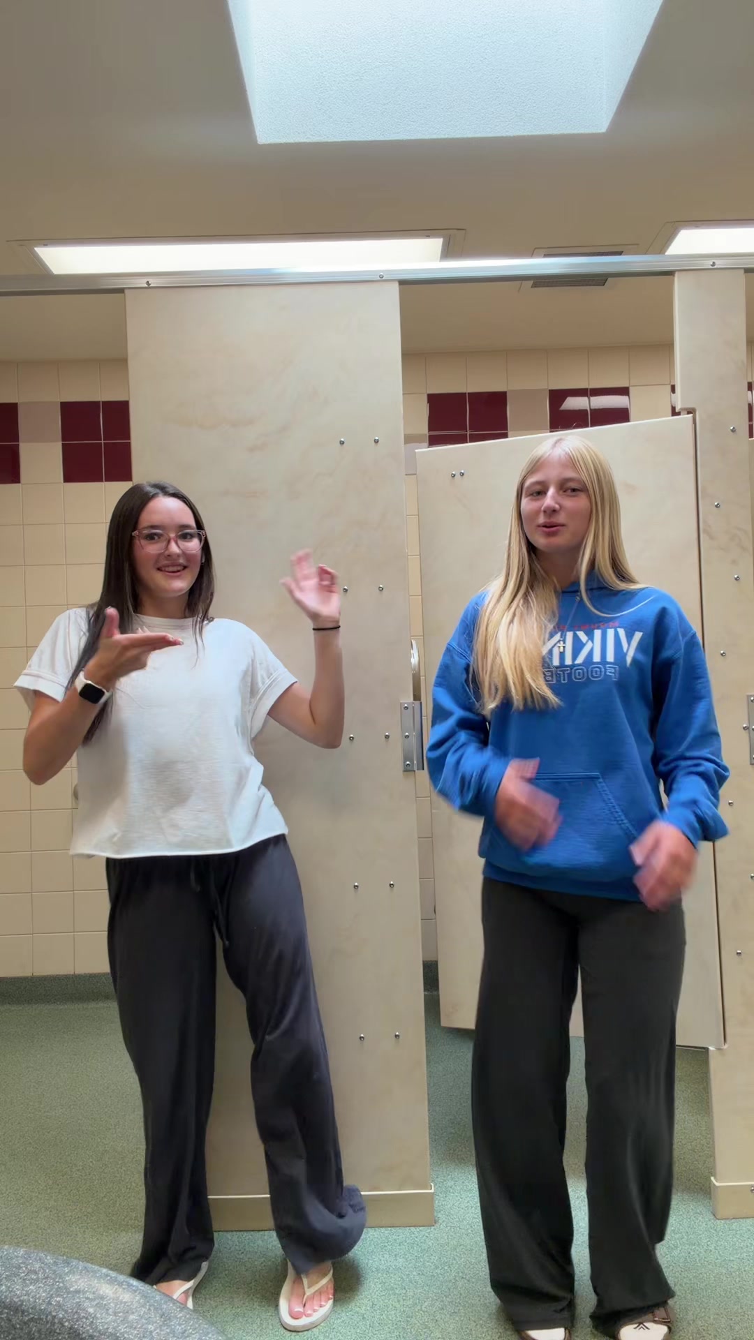@Dancing Dummies