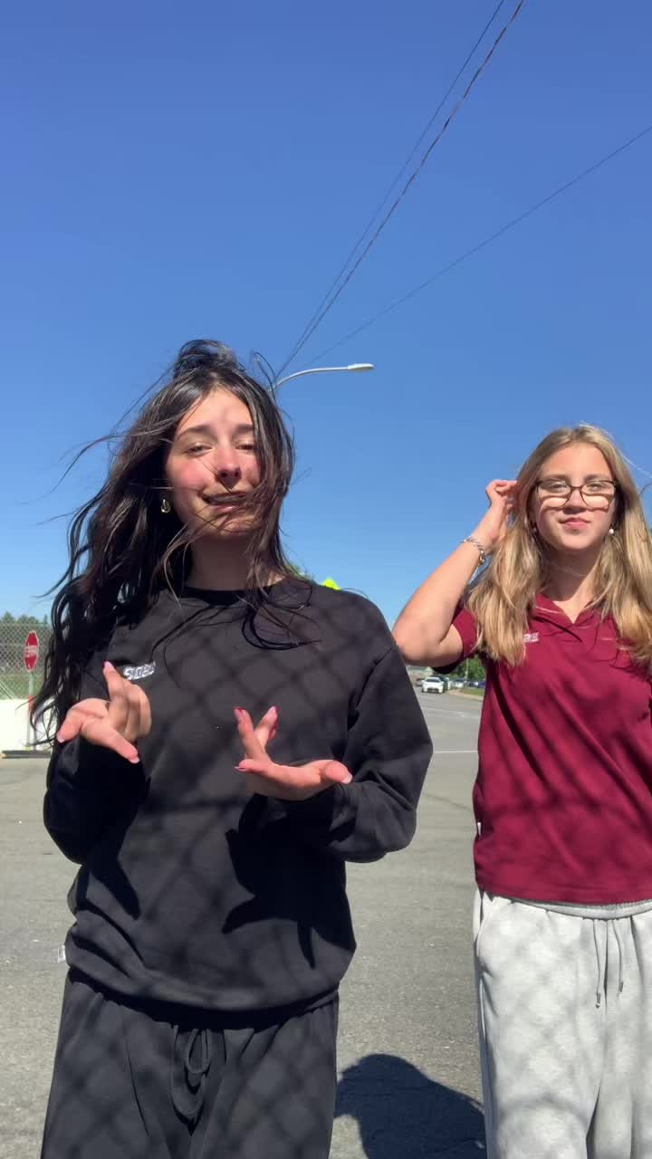 @kiki spams