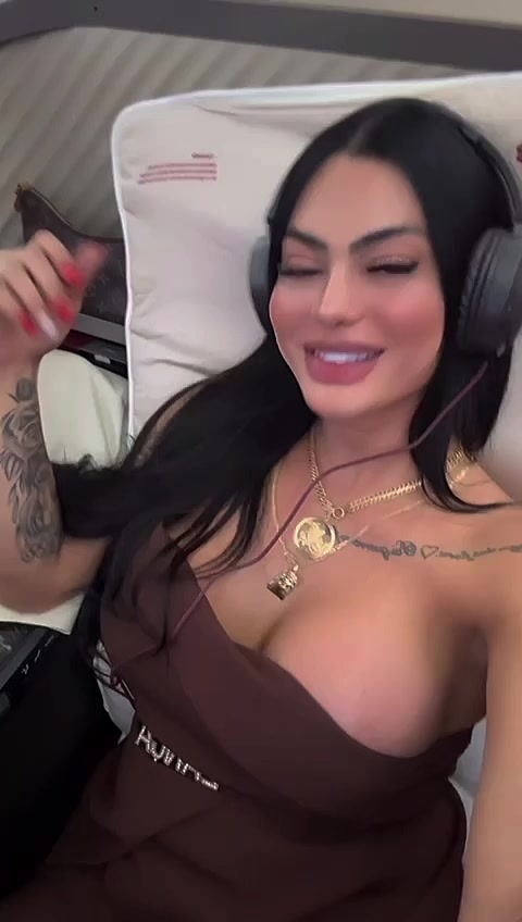 @Livia bela