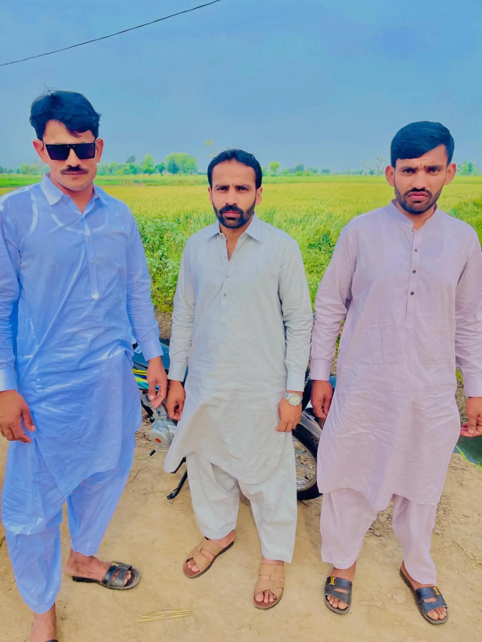 @Waqas Gujjar