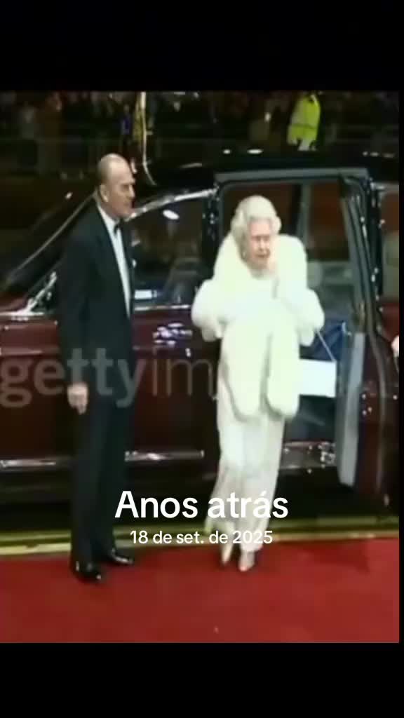 @&real;𝔞𝔦𝔫𝔥𝔞 𝔪𝔞̃𝔢